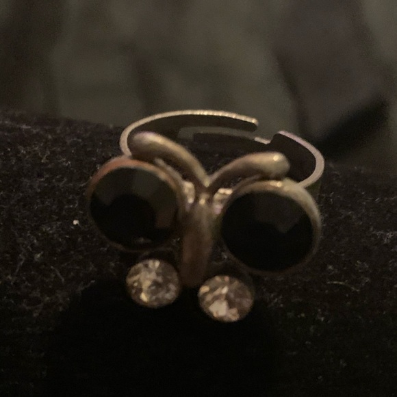 Ring - Picture 2 of 2